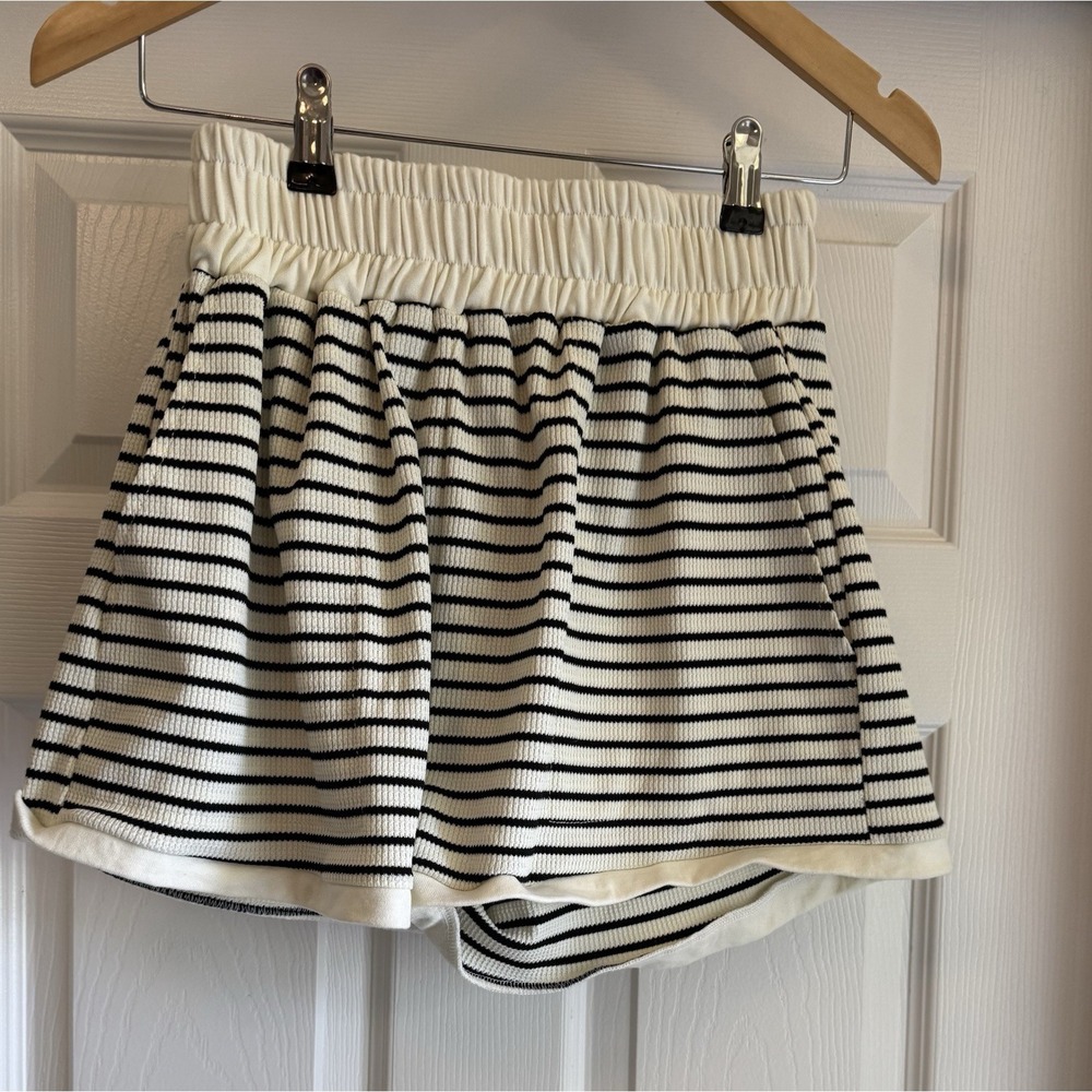 Miou Muse Knit Shorts Womens M Ivory Black Striped Elastic Waist